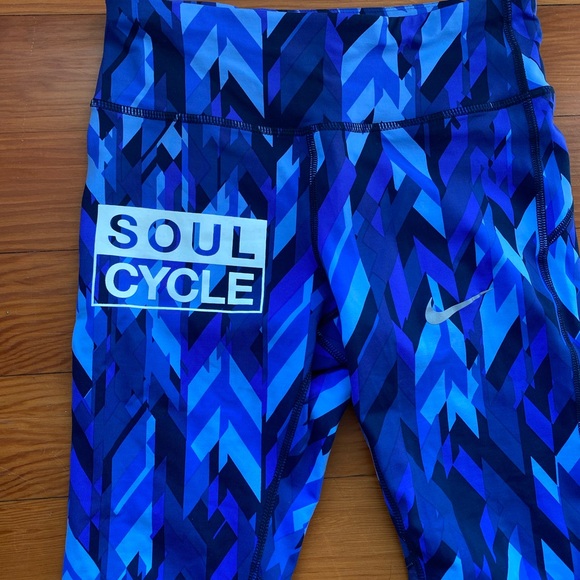 Soul Cycle Nike Leggings - Picture 2 of 7